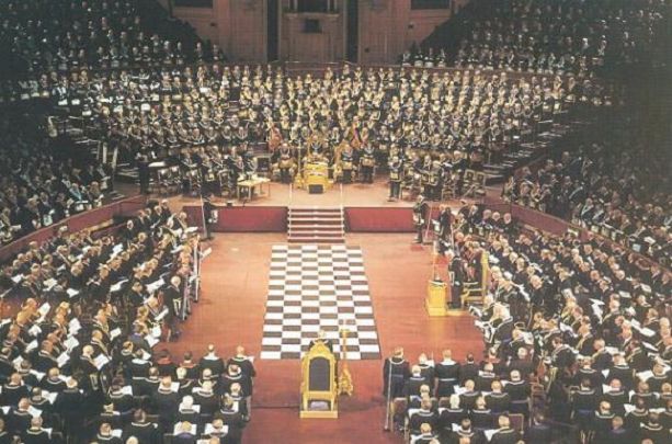 He shook EUROPE and revealed ISIS, PUTIN and MERKEL: Grand Master reveals who is in which Masonic lodge!